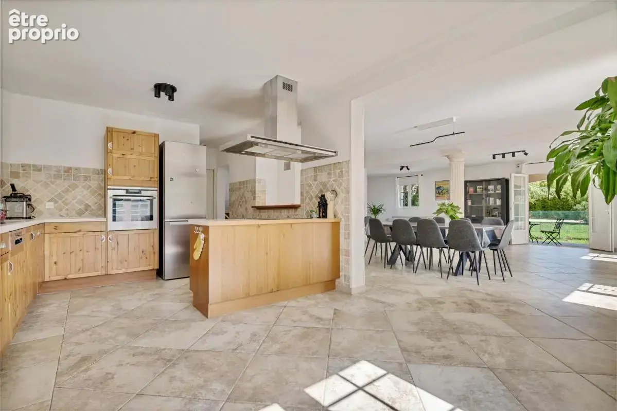 Maison 221 m² à Aix-En-Provence  - photo 13