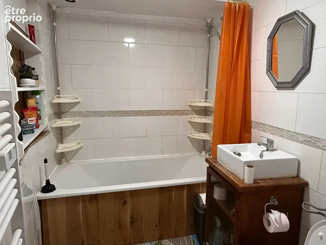 Maison 62 m² à Les Adjots  - photo 6