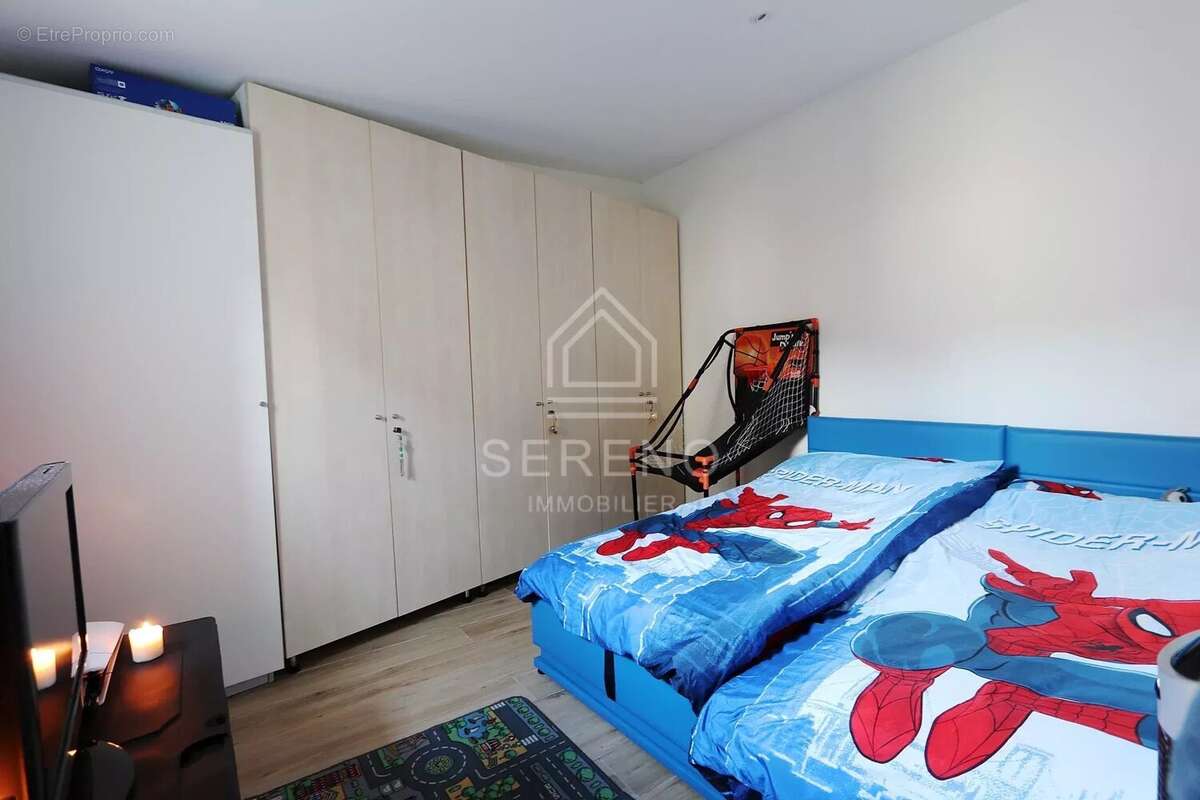 Maison à CHAMPS-SUR-MARNE