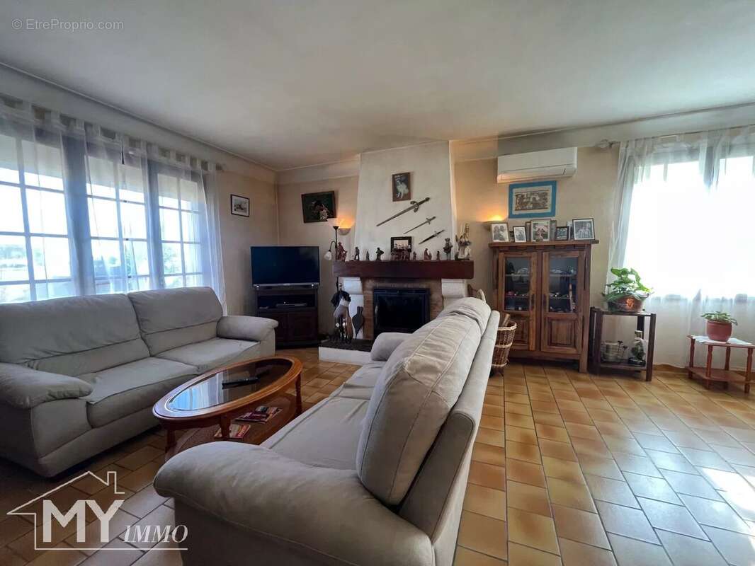 Maison à SAINT-AVIT-SAINT-NAZAIRE