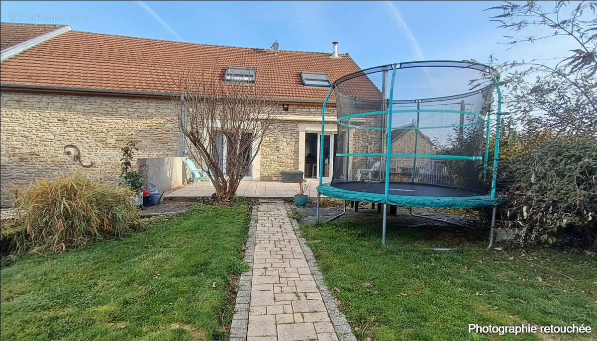 Maison à BLAISY-BAS