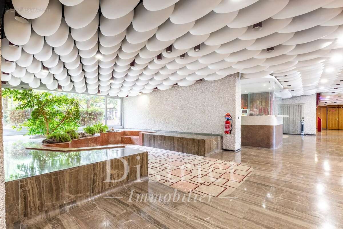 Appartement à PARIS-15E