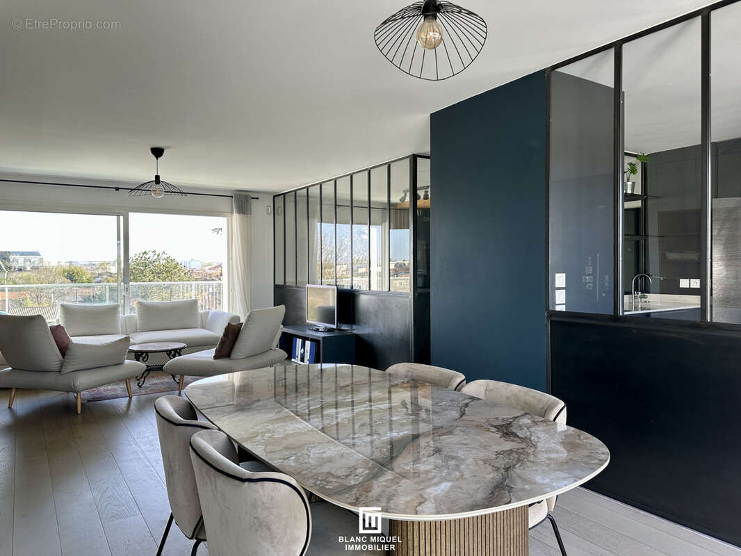 Appartement à BORDEAUX