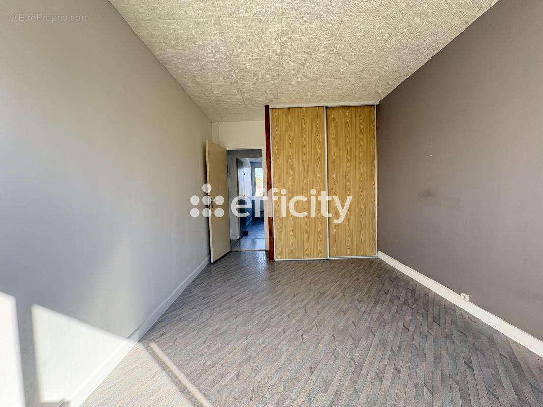 Appartement à SEYSSINET-PARISET