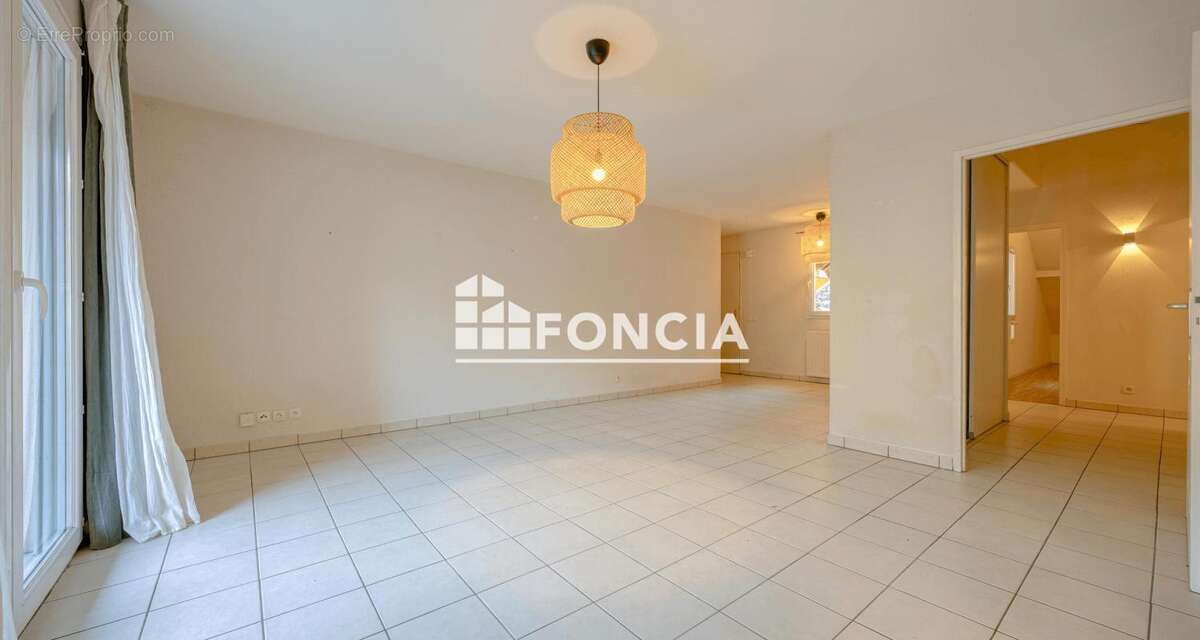 Appartement à SAINT-JORIOZ