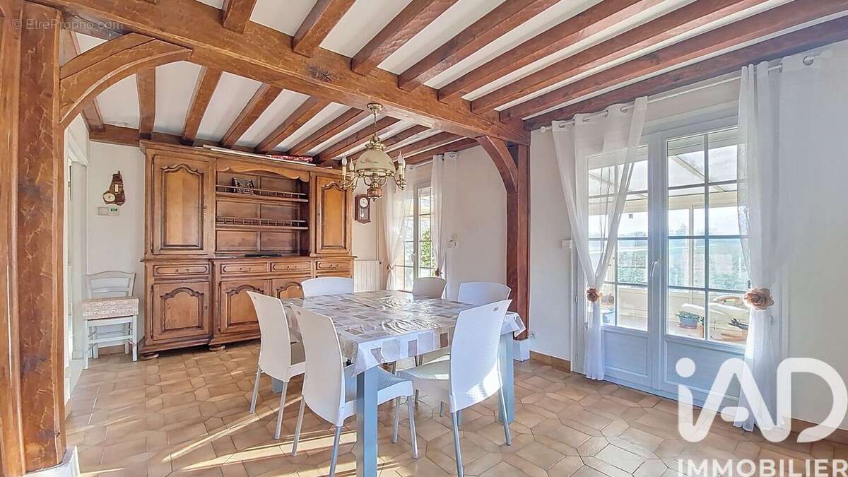 Maison 125 m² à Honguemare-Guenouville  - photo 2