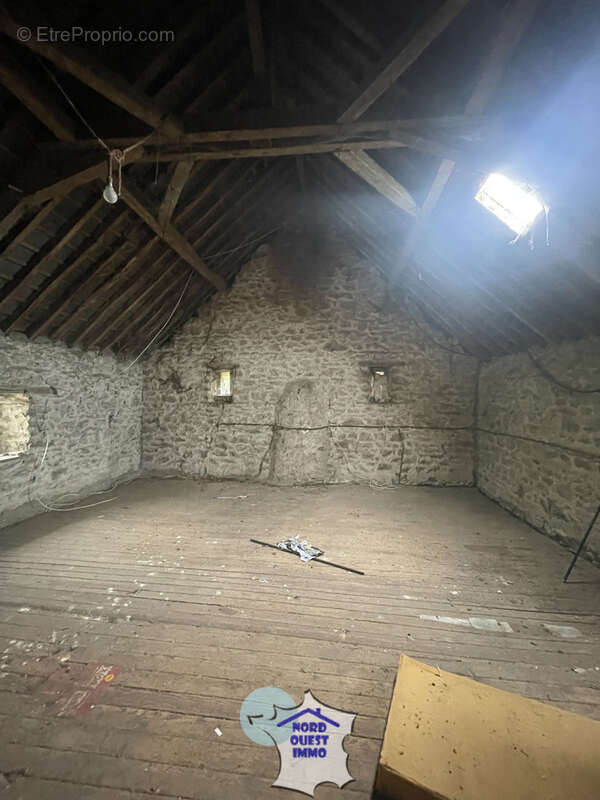 Maison avec dépendances - photo 7