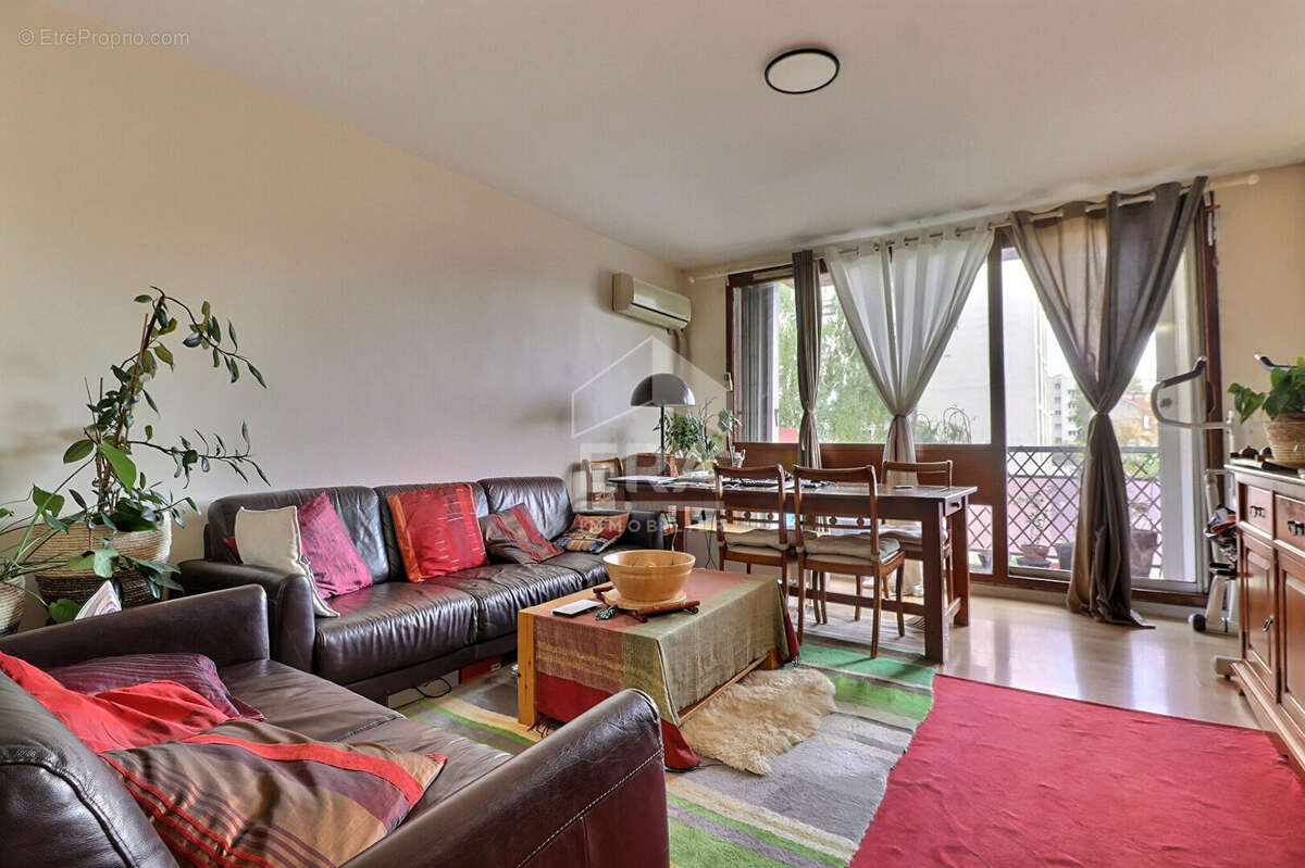 Appartement à SAINT-DENIS