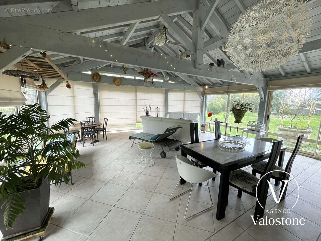 Maison 285 m² à Hagetmau  - photo 6