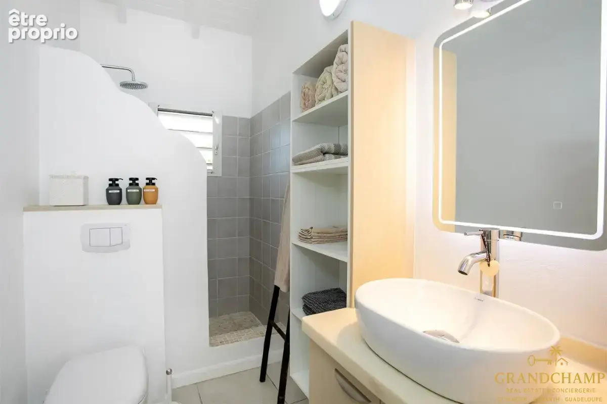 Terres basses   ensemble de 2 villas vue mer renove - photo 30