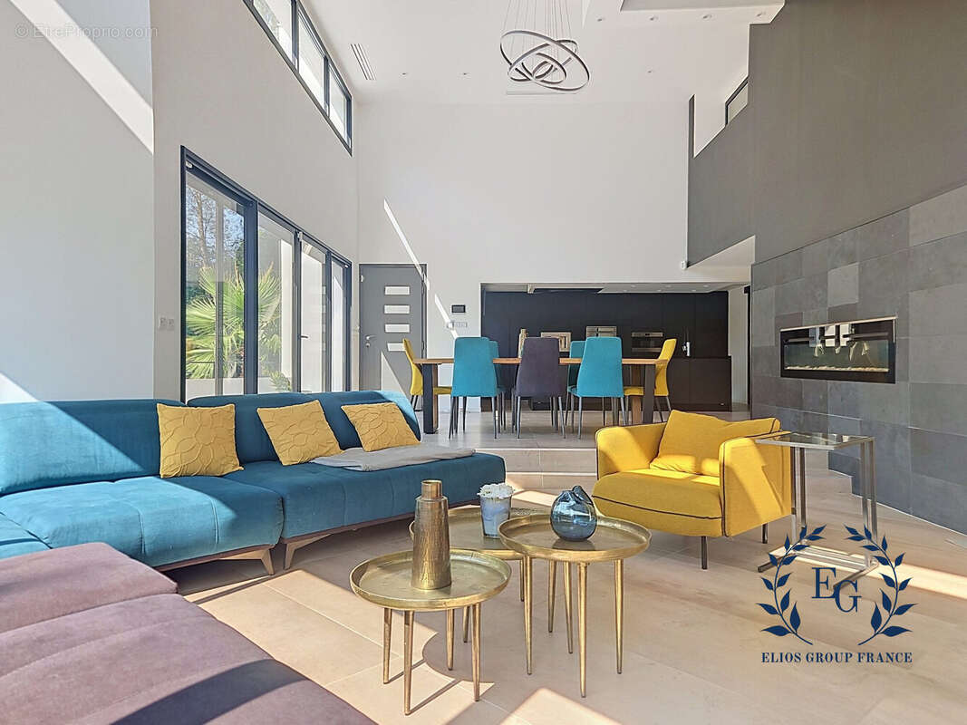Maison 510 m² à Aubagne  - photo 7