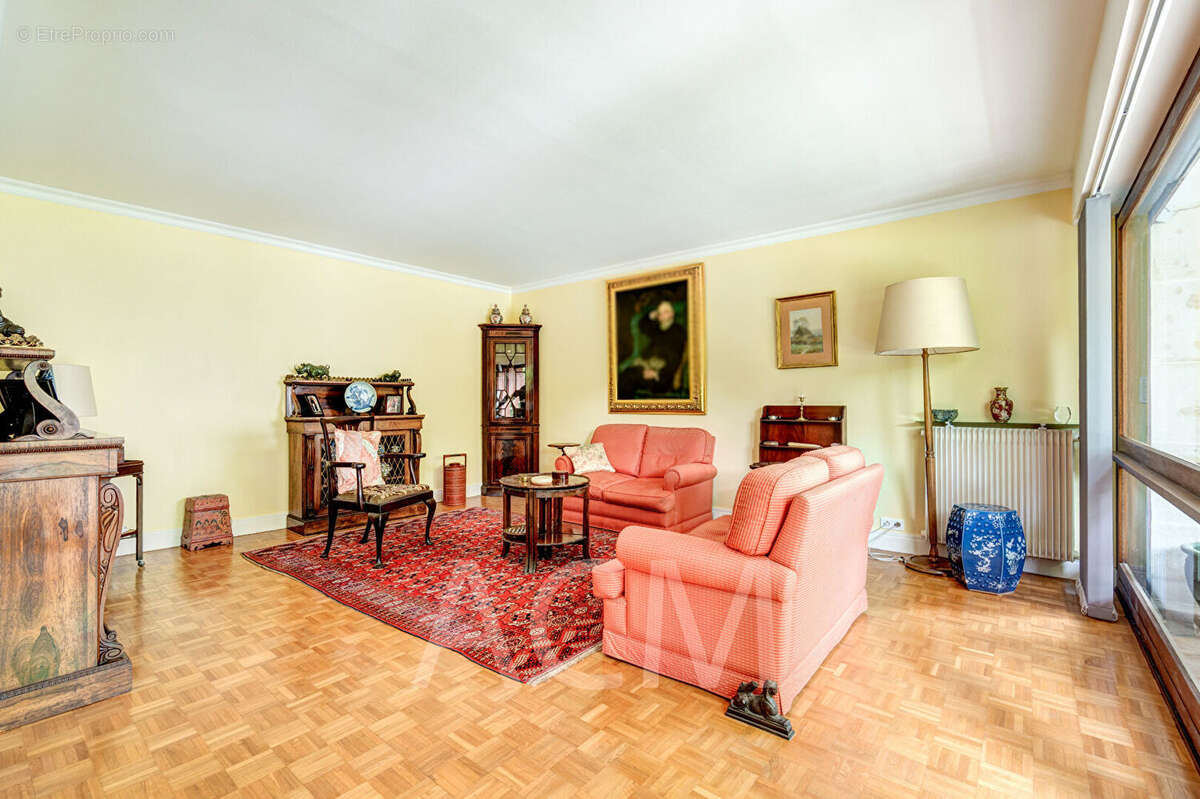 Appartement à MAISONS-LAFFITTE