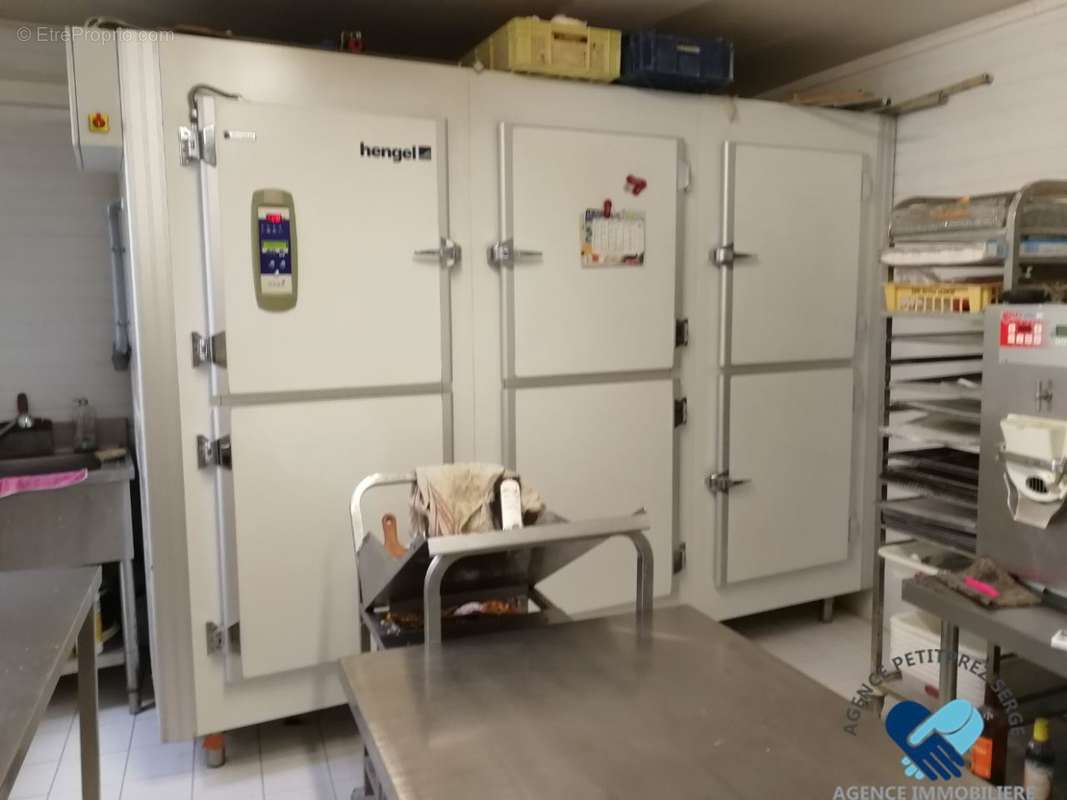 Commerce à CARCASSONNE