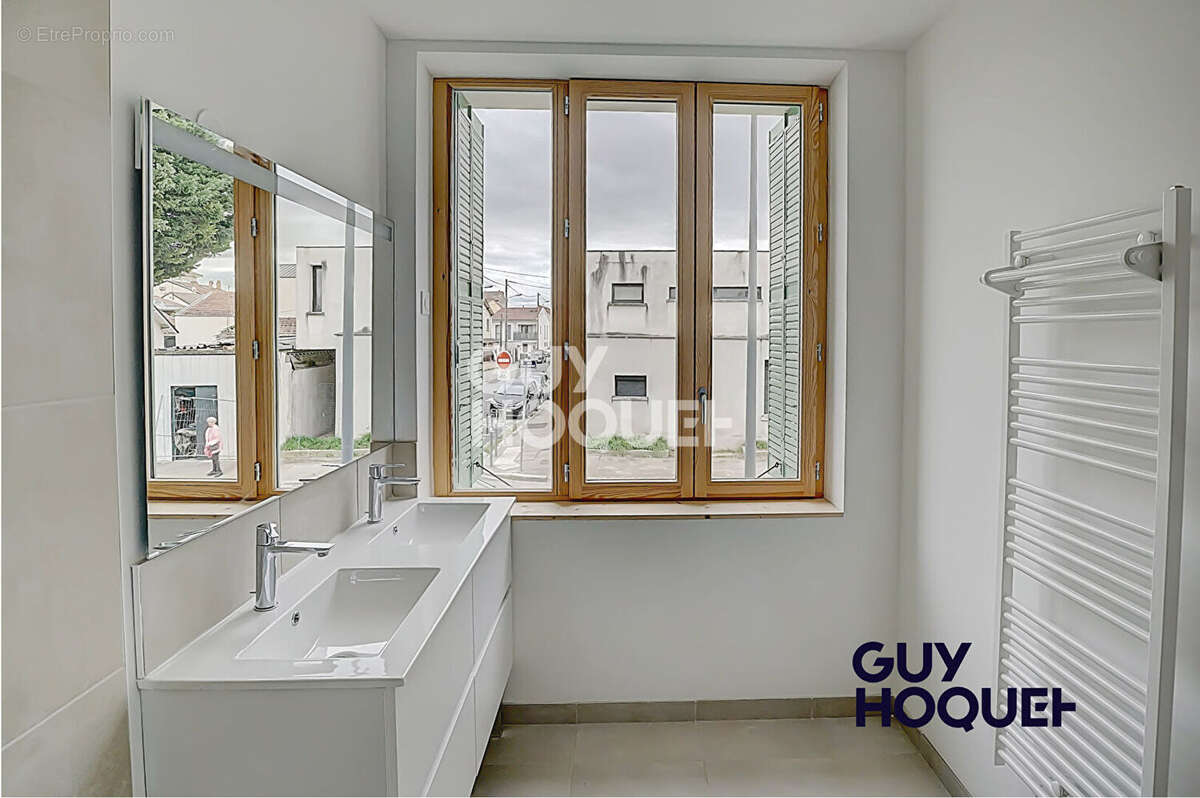 Appartement à VILLEURBANNE