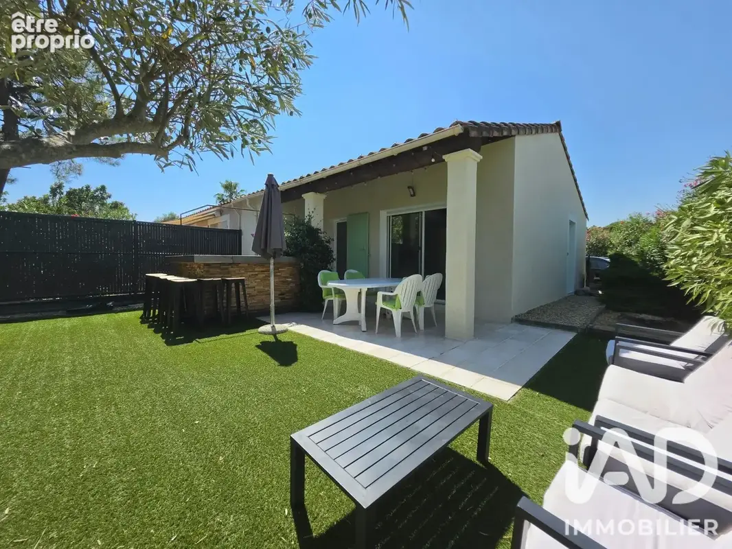 Photo 1 - Maison à ROQUEBRUNE-SUR-ARGENS