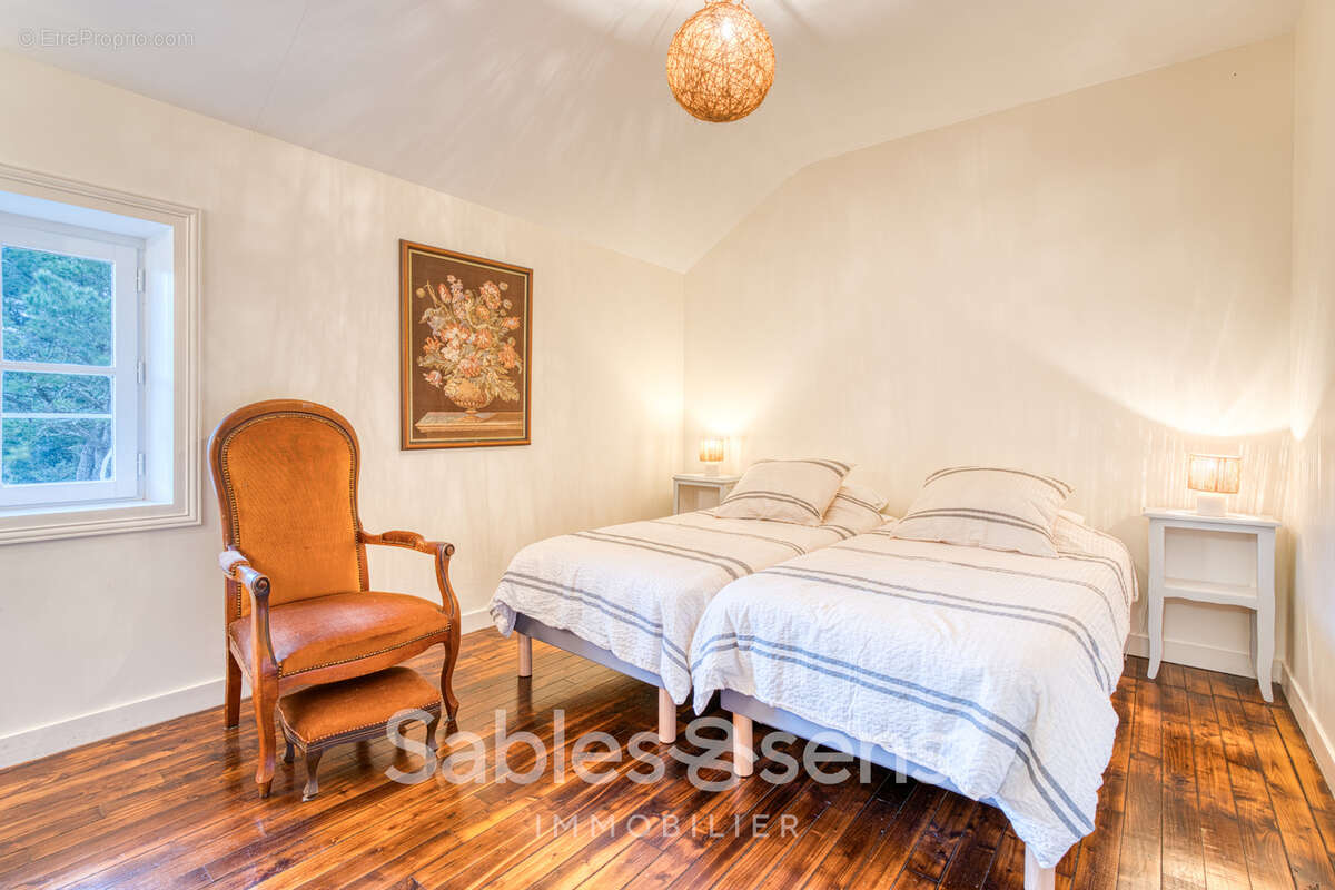 Maison à TALMONT-SAINT-HILAIRE