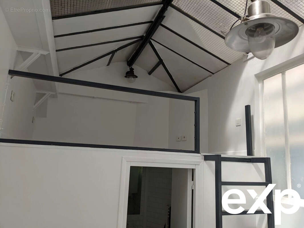 Commerce à PARIS-3E