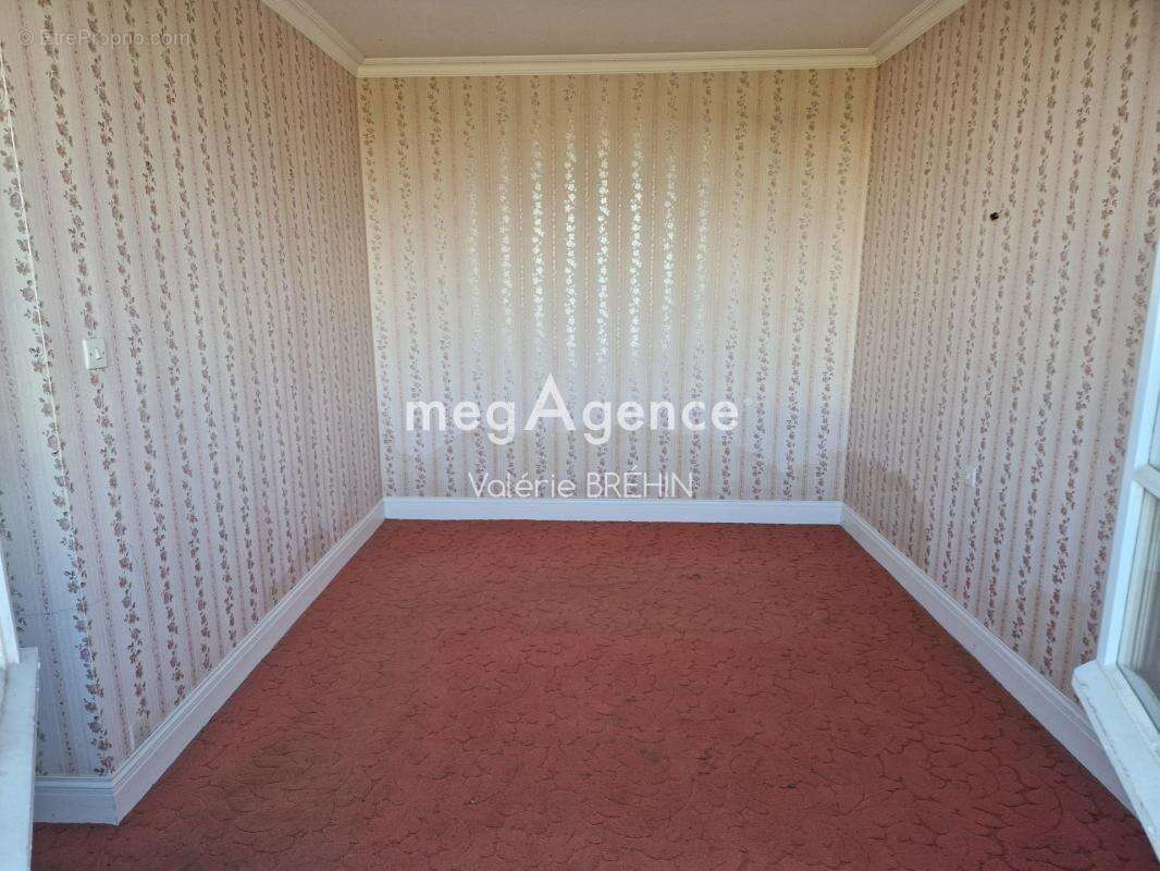 Maison à BONCHAMP-LES-LAVAL