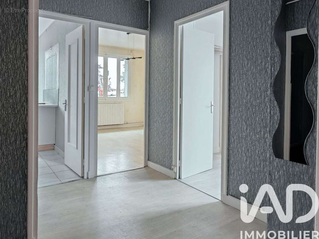 Photo 9 - Appartement à SATHONAY-CAMP
