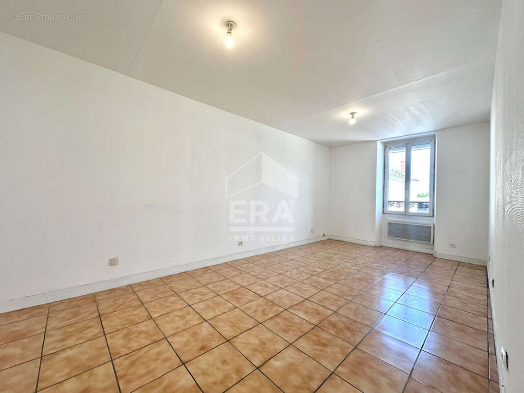 Appartement à NEMOURS