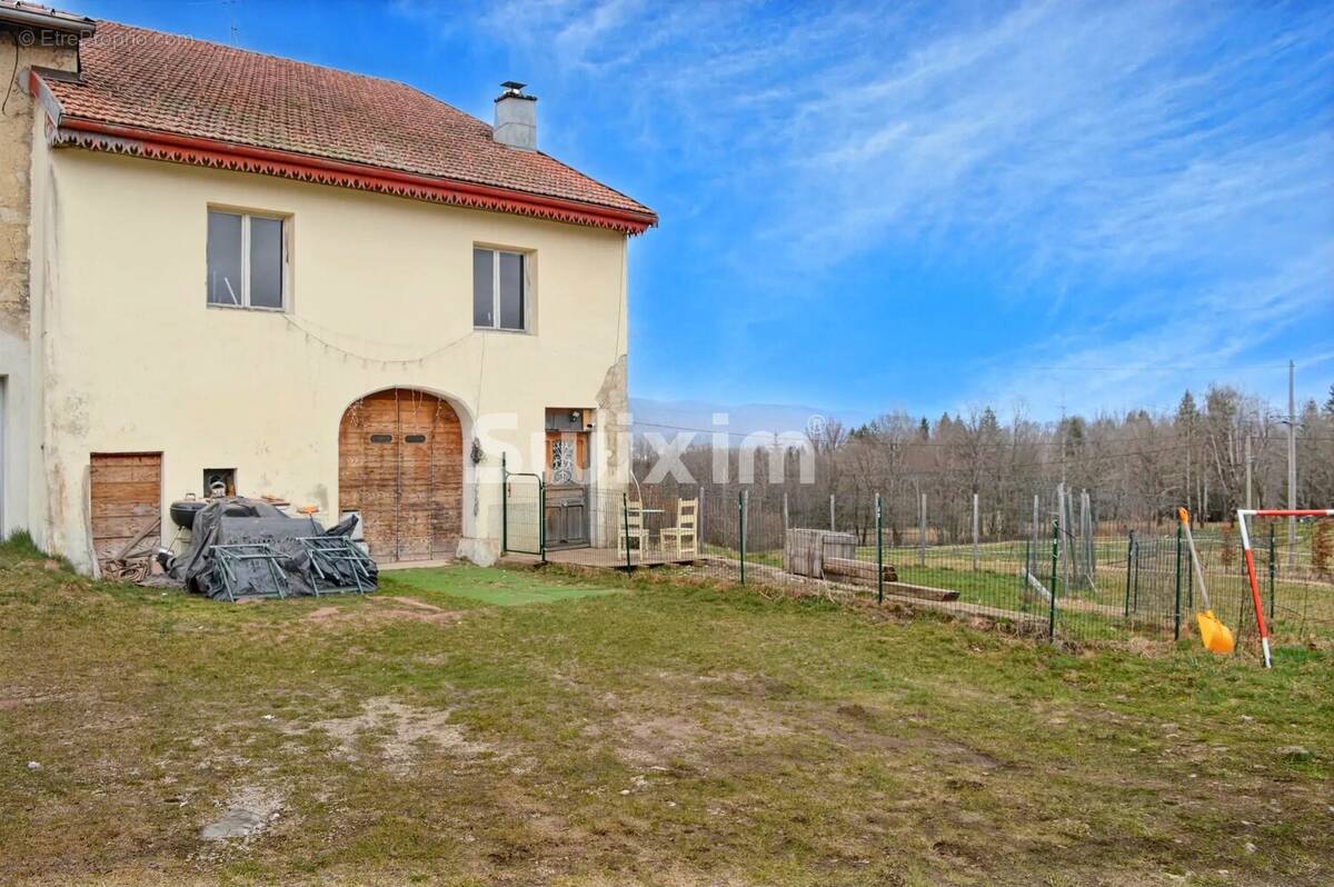 Maison à LA MOUILLE