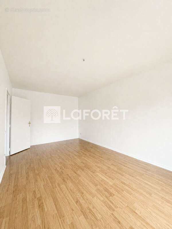Appartement à LAMORLAYE