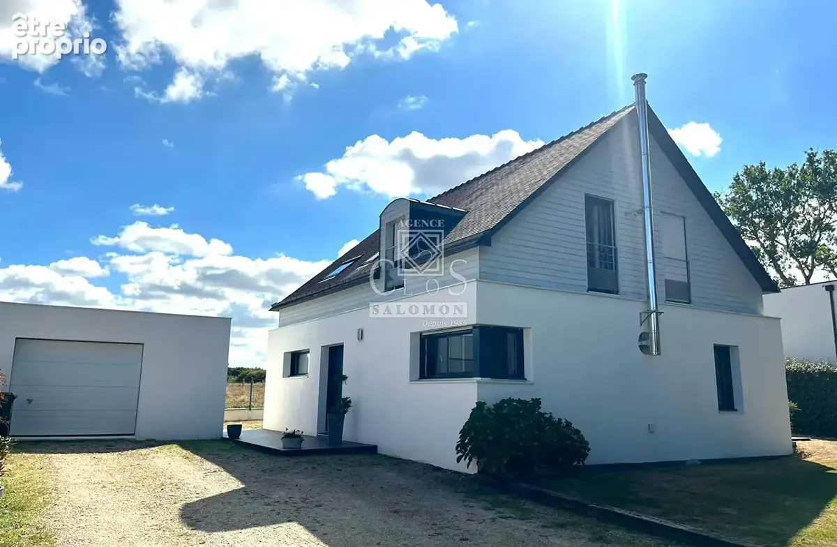 Photo Maison à Theix au prix de 525 000€