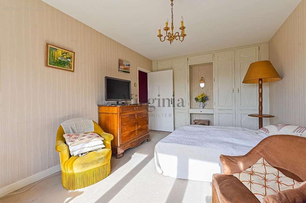 Appartement à MAISONS-ALFORT