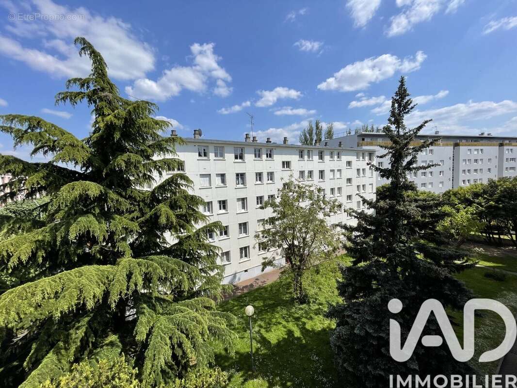 Photo 5 - Appartement à CHOISY-LE-ROI