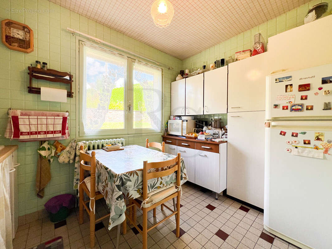 Maison à SAINT-GEORGES-DES-GROSEILLERS