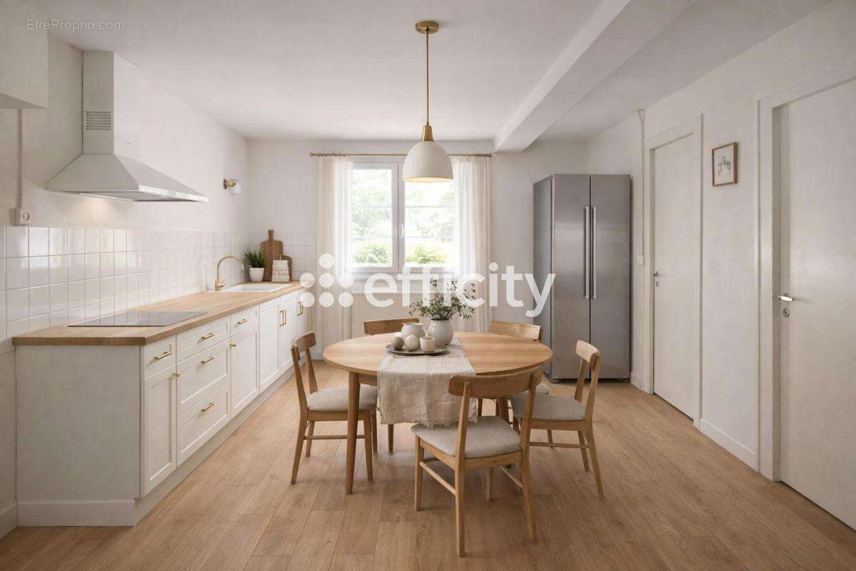 Maison à LUGON-ET-L'ILE-DU-CARNAY