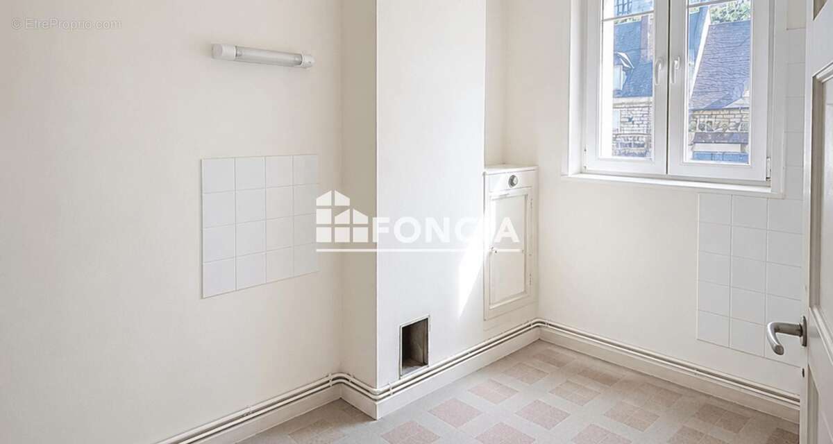Hyper centre de Lisieux, appartement  avec ascenseur à finir d'aménager - photo 15