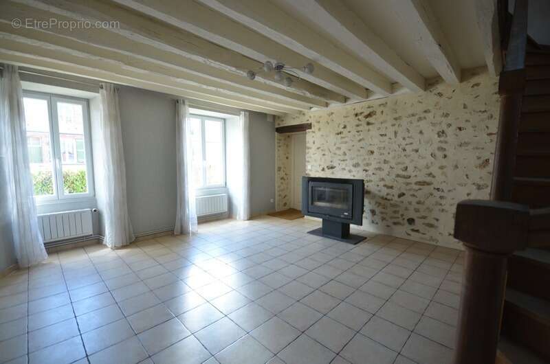 Maison à MONTMIRAIL