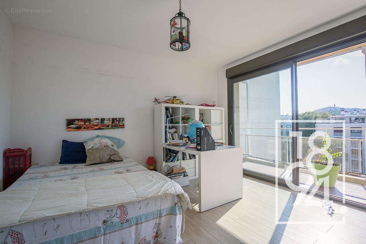 Appartement à MARSEILLE-9E