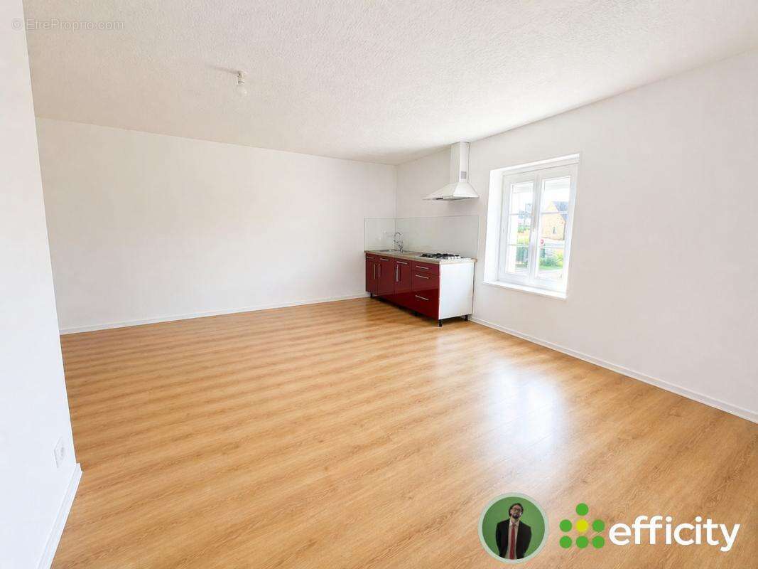 Commerce à ASNANS-BEAUVOISIN