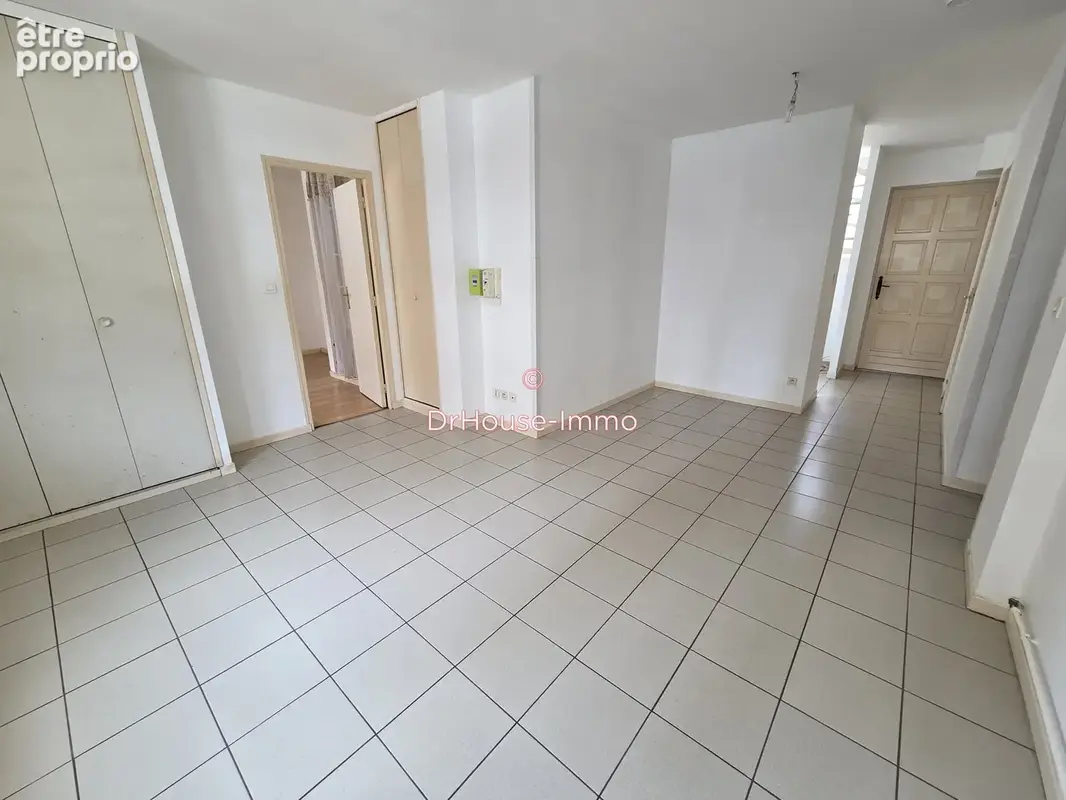 Appartement 2 pièces 43 m² à vendre à Troyes (10000) - photo 17