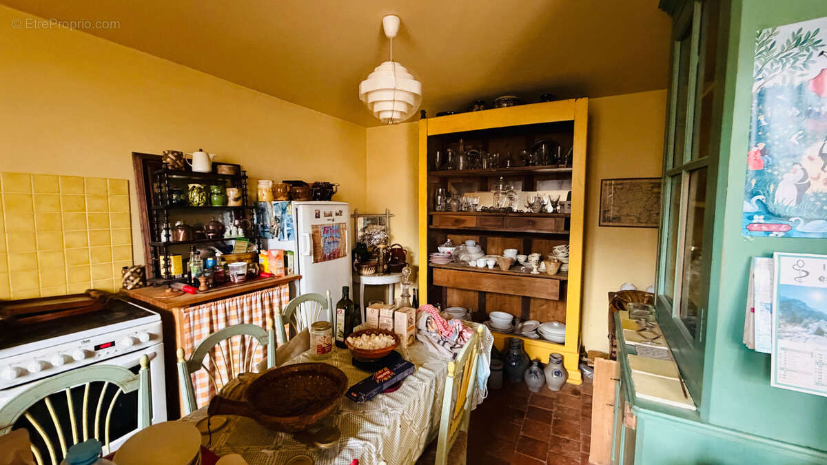 Maison de charme 75m2 avec dalle de Bourgogne et vaste garage - photo 4