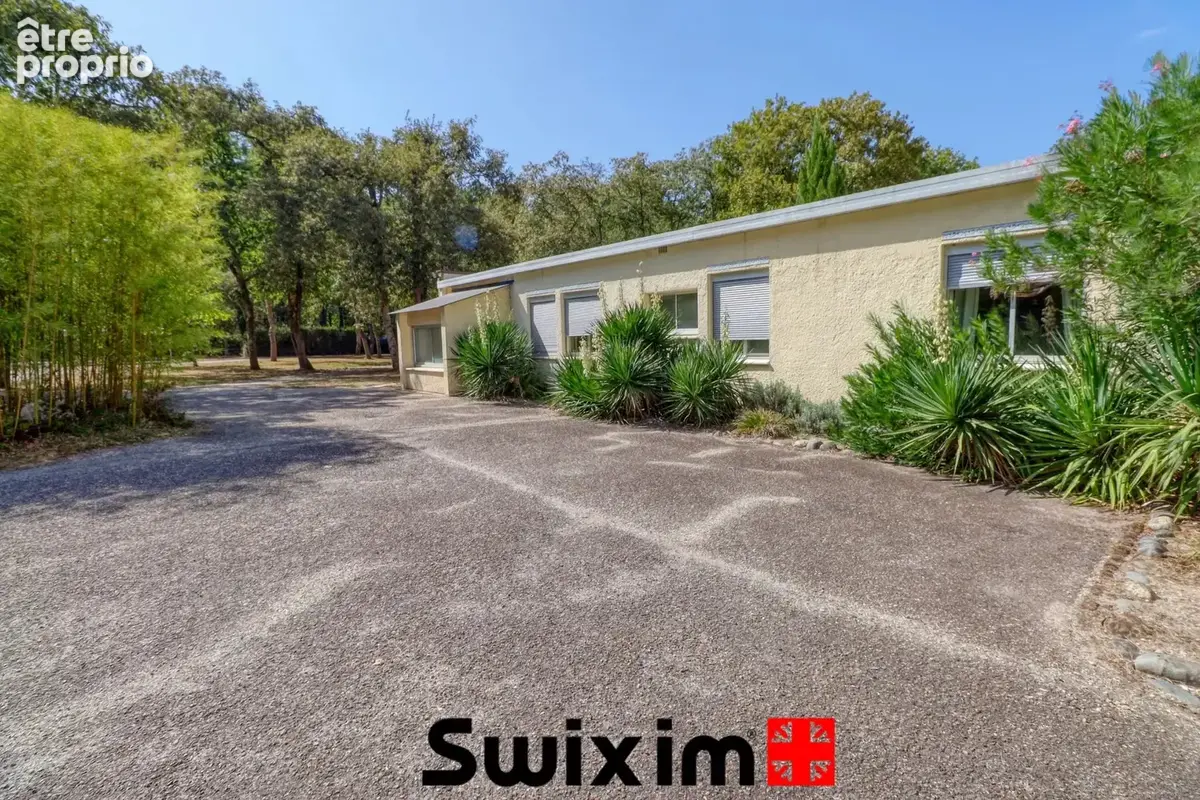 Propriété d'inspiration californienne – 325 m² habitables – Parc de 9 000 m² - photo 18