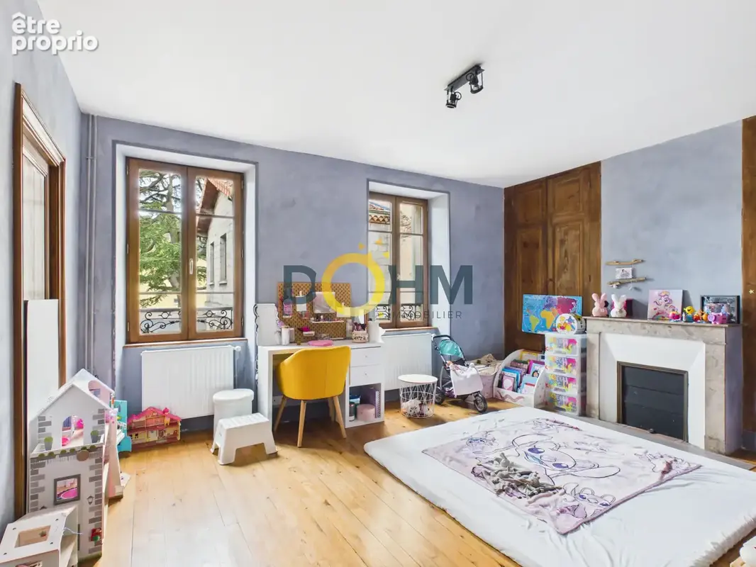 Maison familiale de caractère avec dépendance, jardin et beau potentiel d’aménagement - photo 9