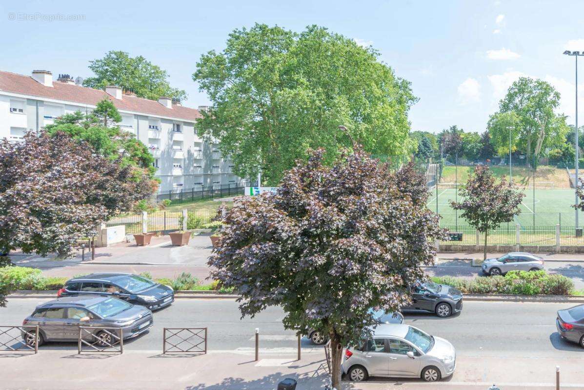 Appartement à LIVRY-GARGAN