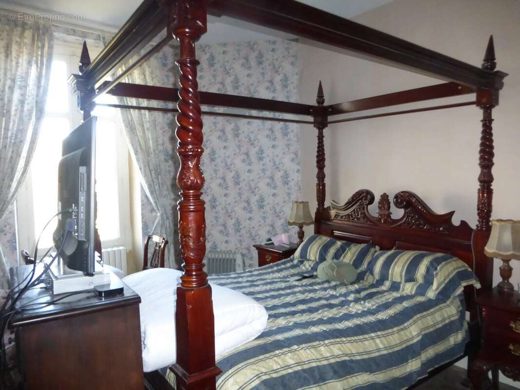 Belle propriété dans un village historique - photo 7