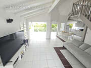 Maison à PETIT-BOURG