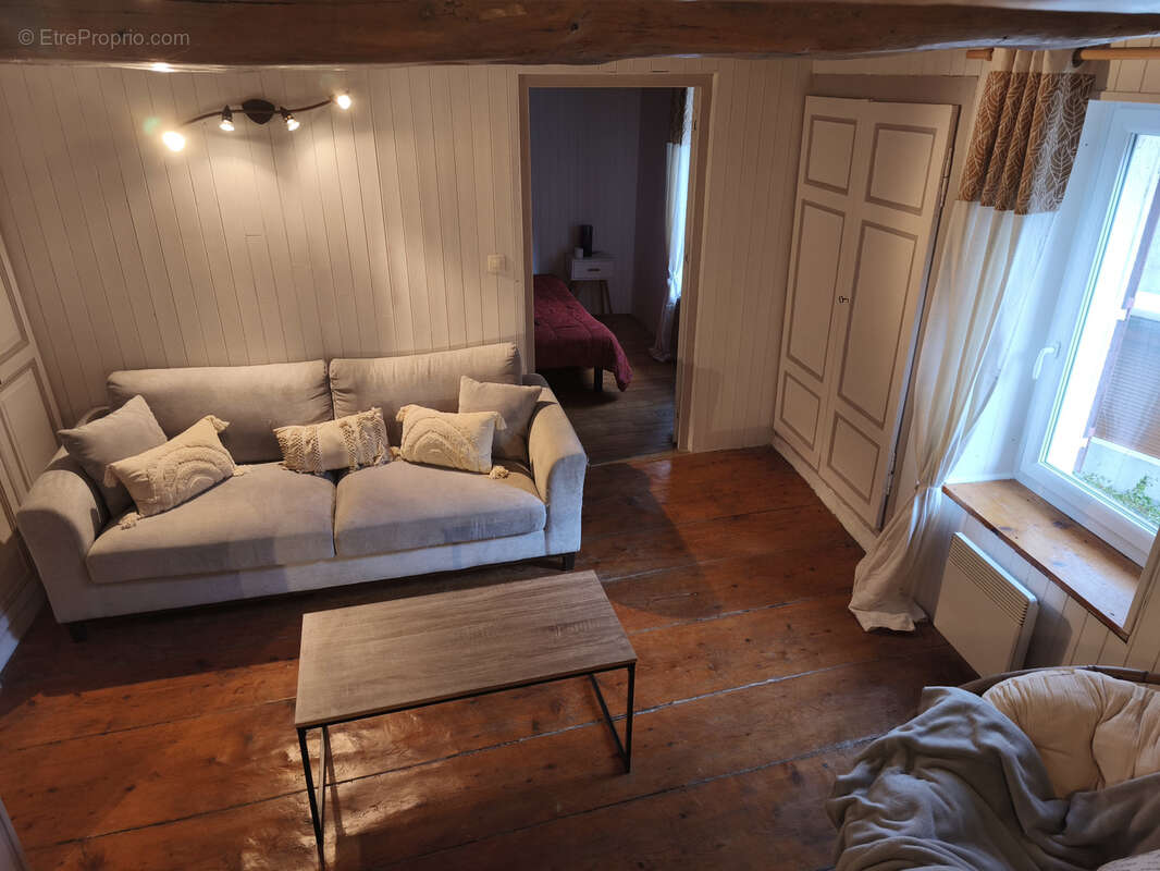 Appartement à TENAY