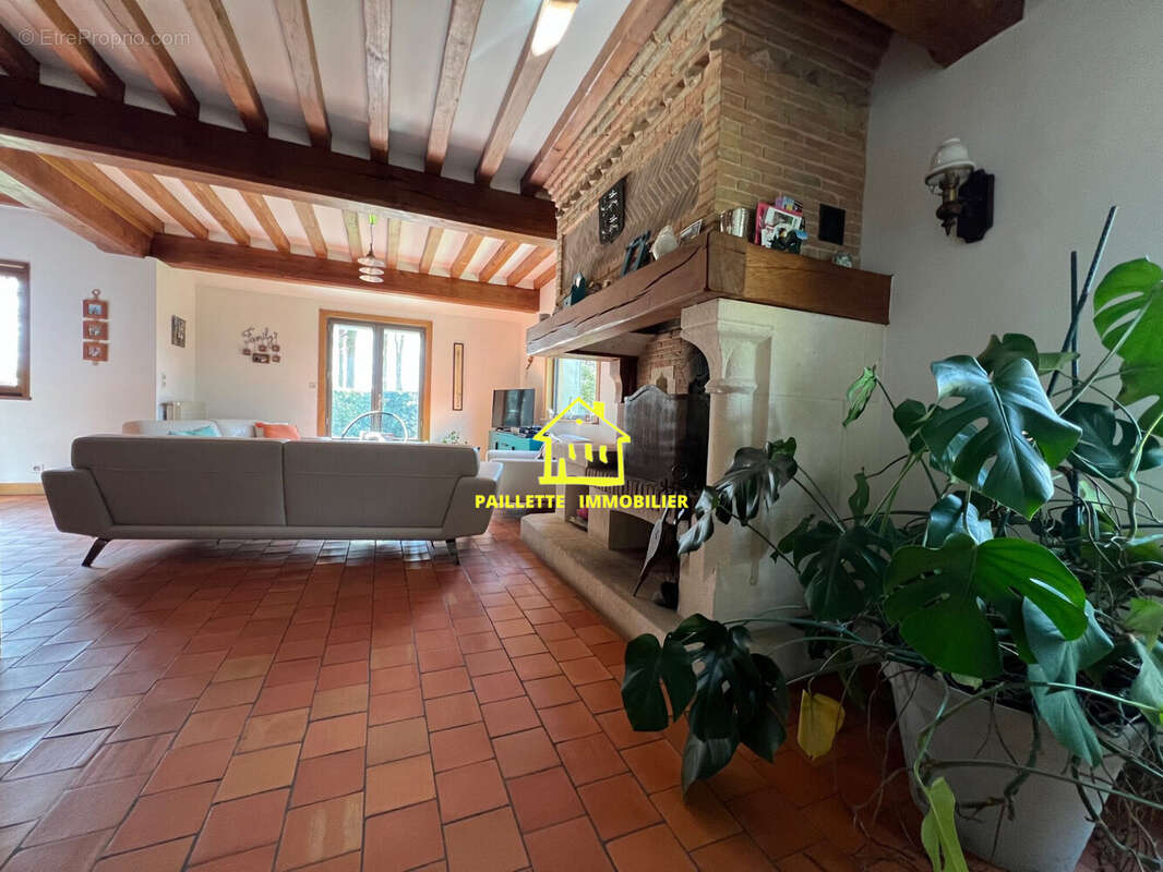 Maison à SAINT-ROMAIN-DE-COLBOSC