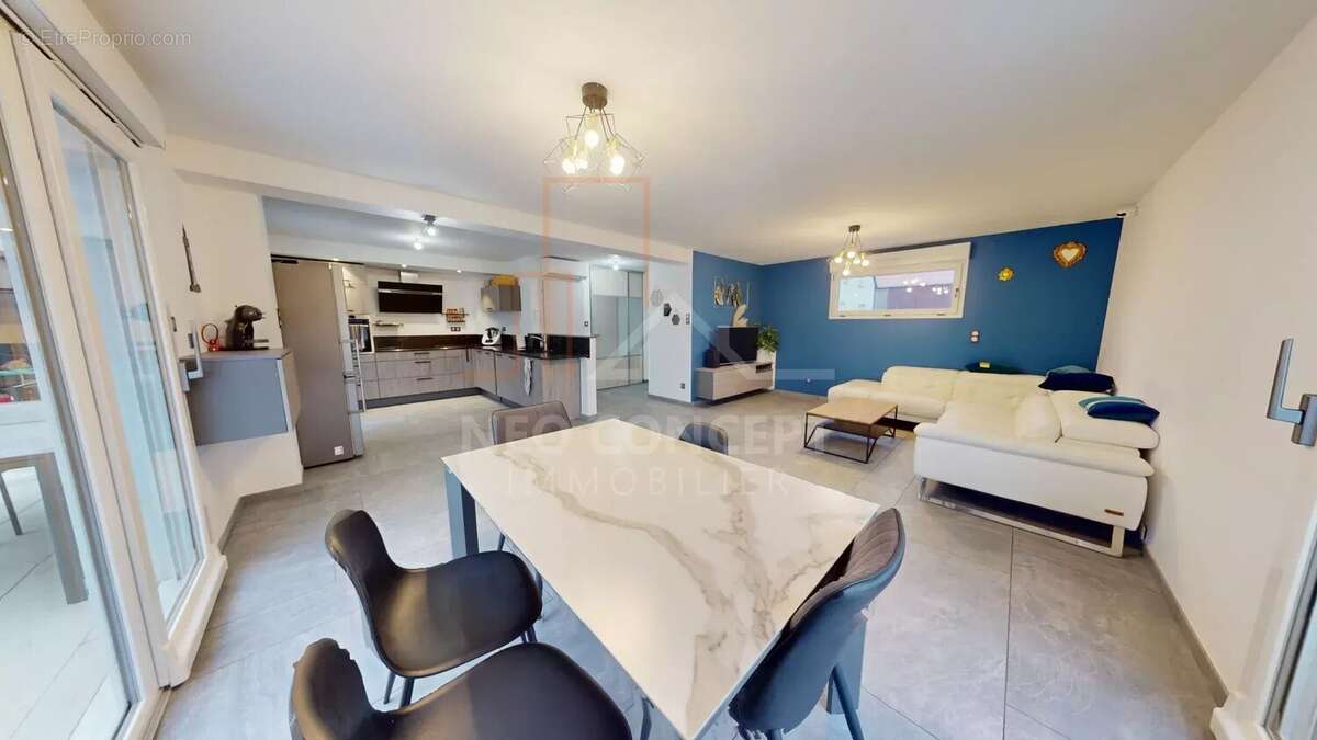 Maison à ROPPENHEIM