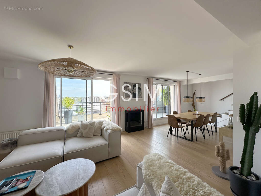 Appartement à SURESNES