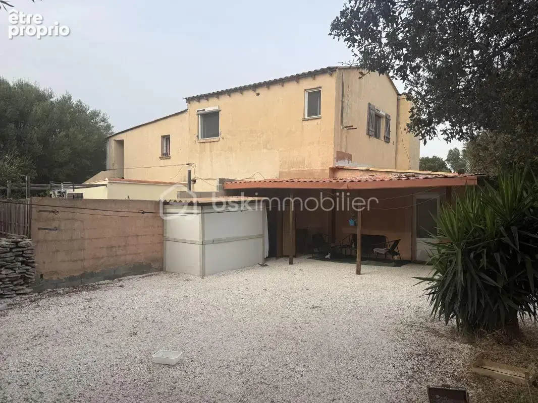 Ensemble immobilier de 4 logements sur 4 200 m² de terrain – investisseur - photo 5