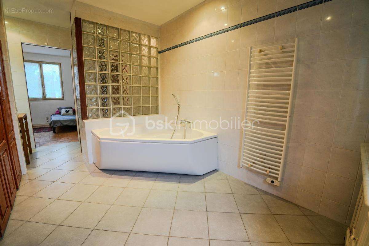 Maison à GOURNAY-SUR-MARNE