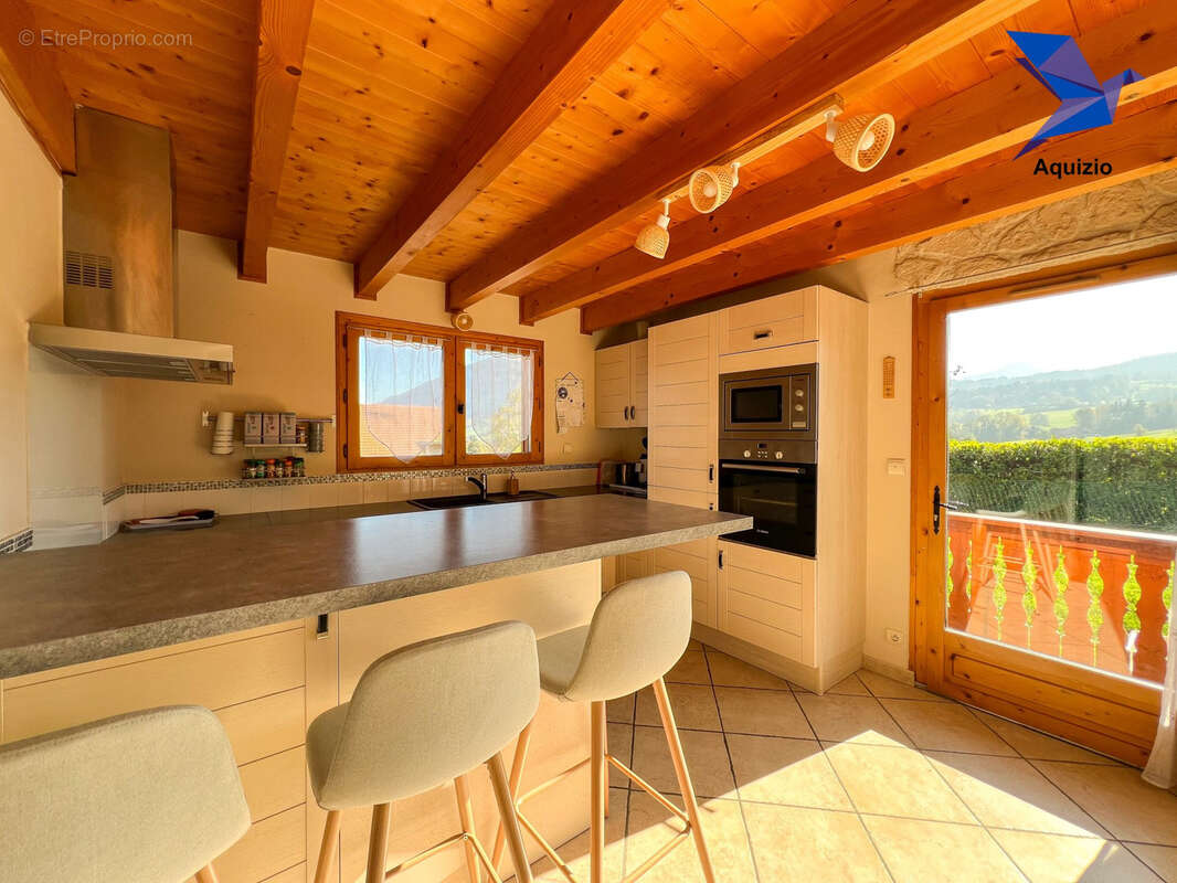Maison à PEILLONNEX