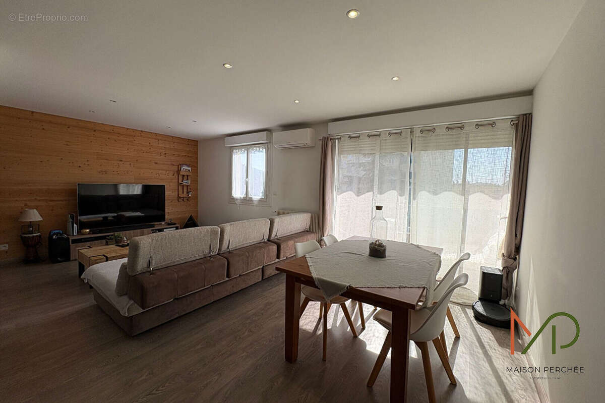 Appartement à DRAGUIGNAN